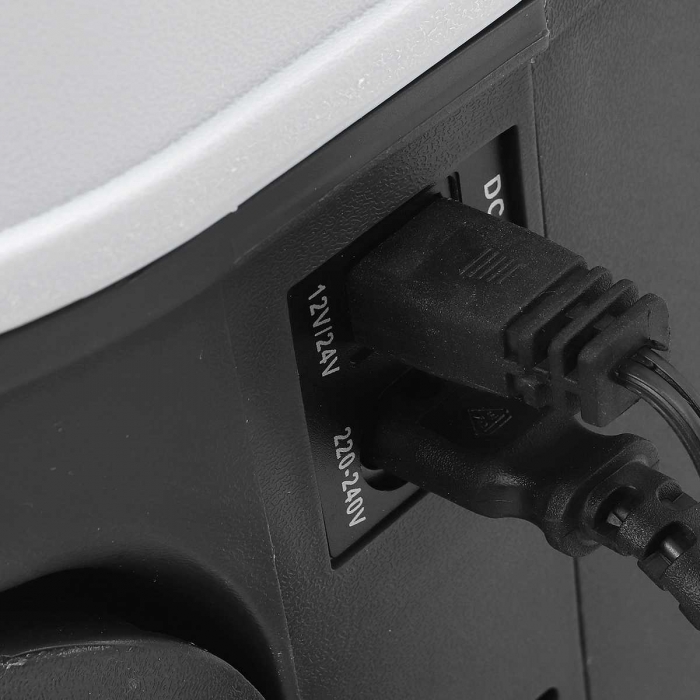 Преносима хладилна кутия 35 л с охлаждане и отопление – 12V/24V/220V, LED дисплей ЗА ГРАДИНАТА Преносима хладилна кутия 35 л с охлаждане и отопление – 12V/24V/220V, LED дисплей