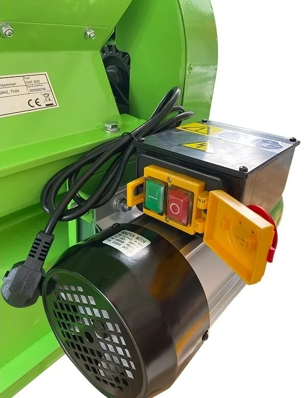 Електрическа гроздомелачка с роначка Тунджа ГМЕ 750 – 750 W, 1500 кг/ч МЕЛАЧКИ И ПРЕСИ Електрическа гроздомелачка с роначка Тунджа ГМЕ 750 – 750 W и производителност до 1500 кг/ч. Алуминиеви валяци и отделяне на чепките.